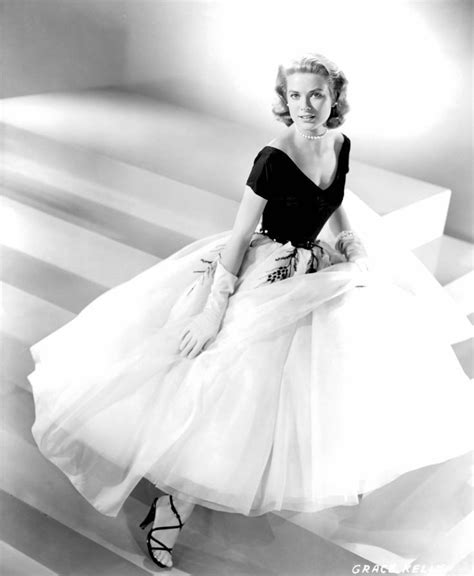 How Grace Kelly Dressed Like a Princess in Christian Dior 